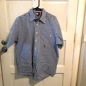 🎉Host Pick🎉Tommy Hilfiger button up